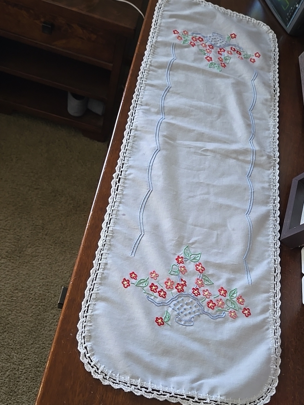Vintage Doily long runner dresser topper Floral vtg antique